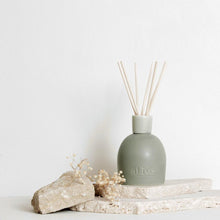 Load image into Gallery viewer, Al.ive Diffuser- Blackcurrent & Caribbean Wood