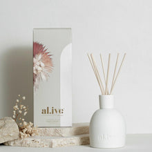Load image into Gallery viewer, Al.ive Diffuser-Sweet Dewberry & Clove