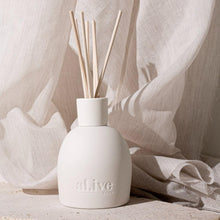 Load image into Gallery viewer, Al.ive Diffuser-Sweet Dewberry & Clove