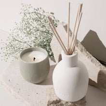 Load image into Gallery viewer, Al.ive Diffuser-Sweet Dewberry & Clove