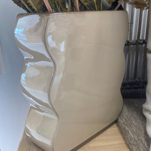 Wavy Vase